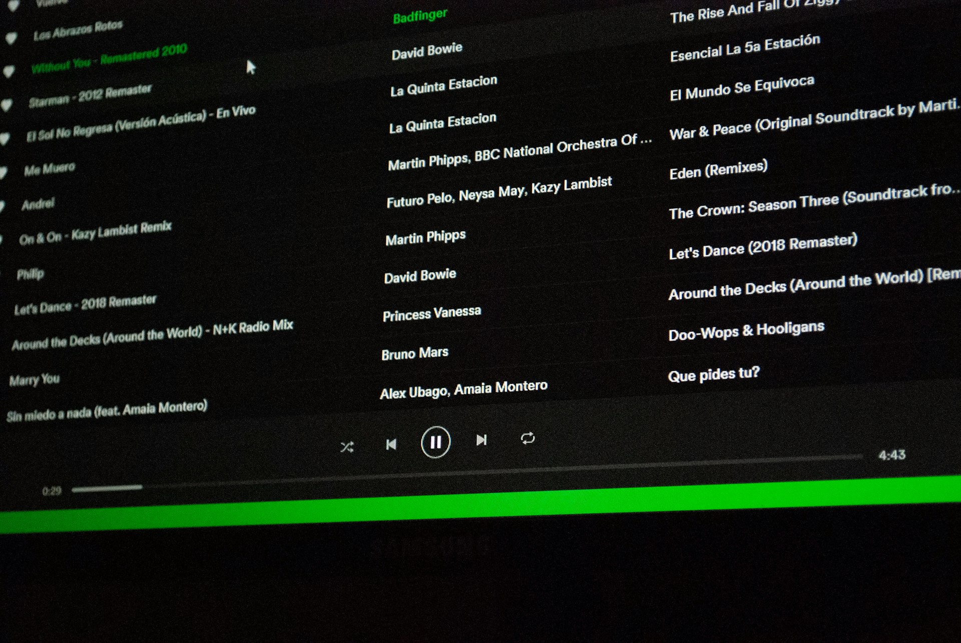a computer screen with a bunch of music on it
